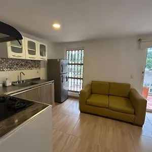 2* Alojamento de Acomodação e Pequeno-almoço Casa Crespo